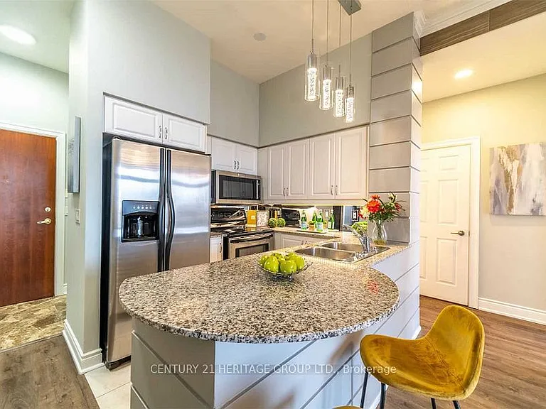 18 Kenaston Gdns #1905 — Photo 9