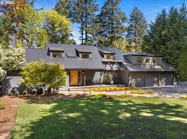 2151 Crest Dr, Lake Oswego, OR 97034