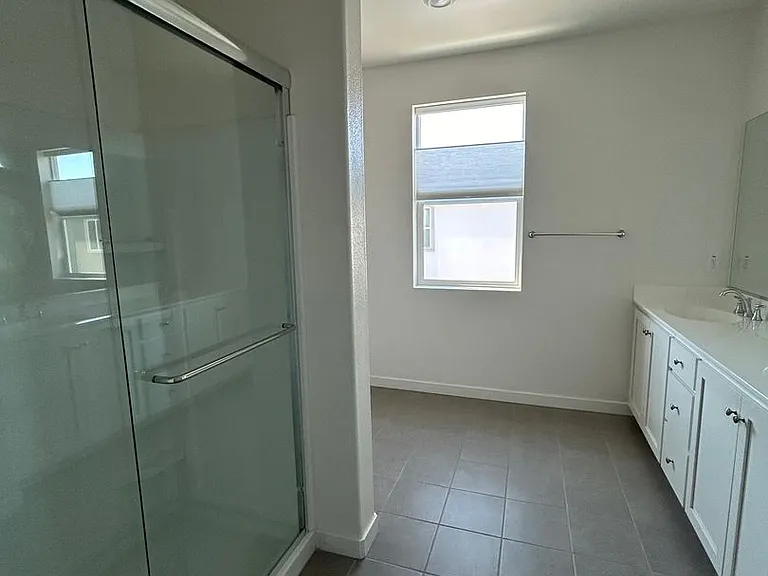 1332 Renewal Ln — Photo 12