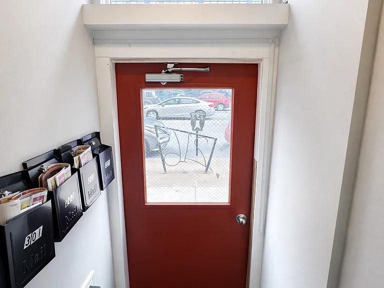 2030 W 25th St #203 — Photo 39