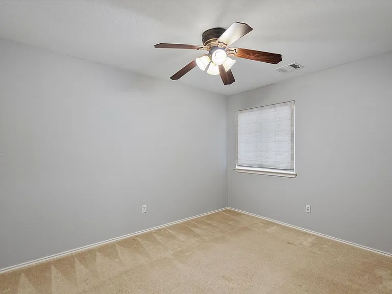 2304 Jesse Owens Dr — Photo 20