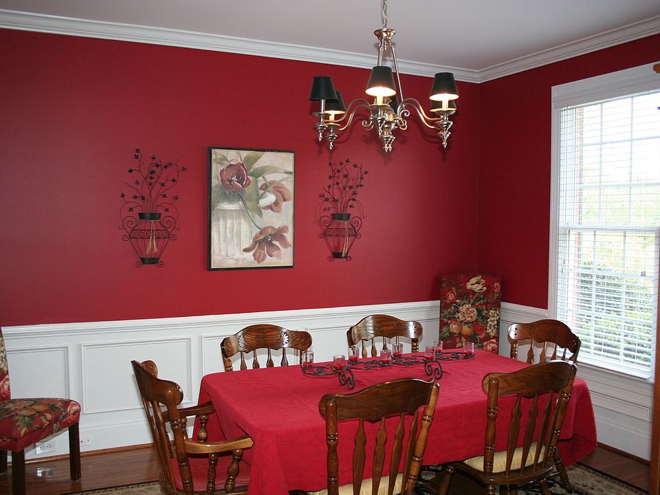 Formal Dining rm