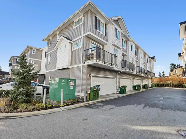 2033 McKenzie Rd #13, Abbotsford, BC V2S 3Z6