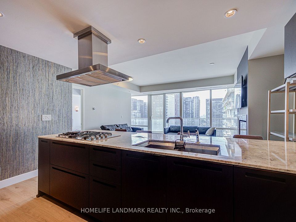 1st image of 180 University Ave #3103