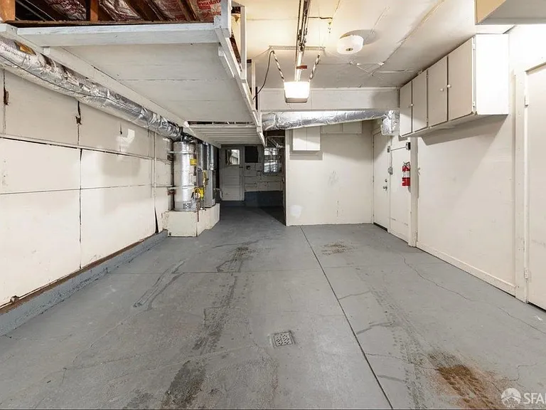 14 Allen St — Photo 19