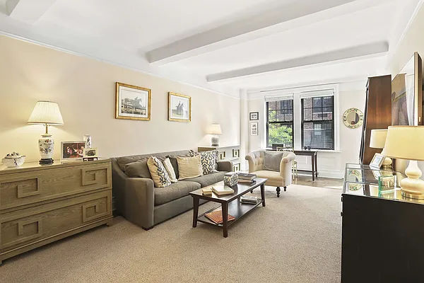 Sold by Compass | media 1