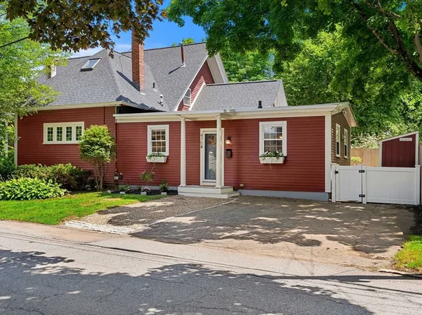 475 Merrimac St #2, Newburyport, MA 01950