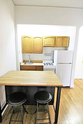 Rented by JK Dansar Corp | media 14