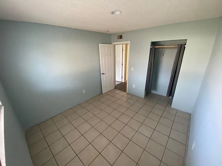 620 E Rosewood Ln #620 — Photo 8