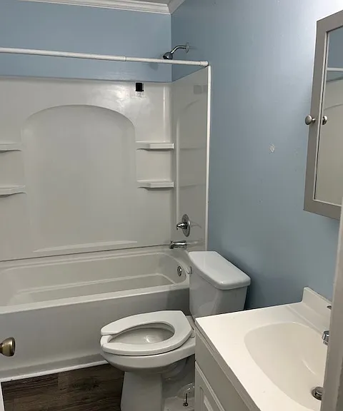 145 Lake Dr — Photo 3