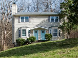 7766 Sawyer Brown Rd, Nashville, TN 37221