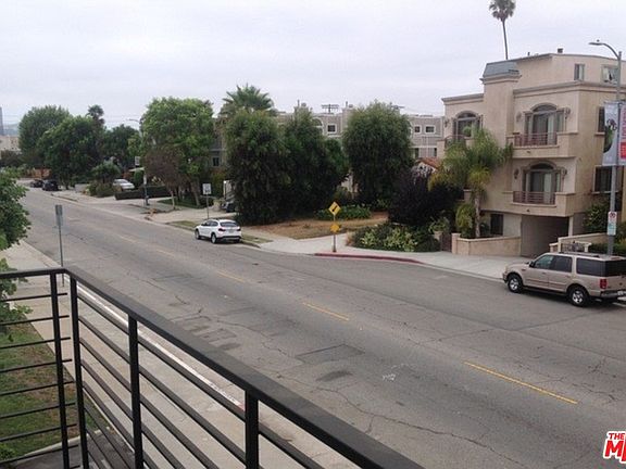3rd image of 1949 S Barrington Ave
