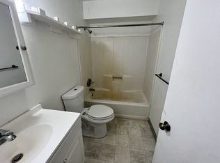 6025 Briarcliff Path APT A, Kalamazoo, MI 49009