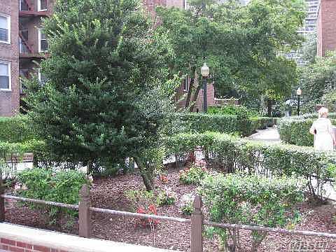 2nd image of 6638 Yellowstone Blvd #1C