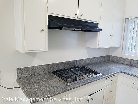 5th image of 13447 Burbank Blvd APT 7