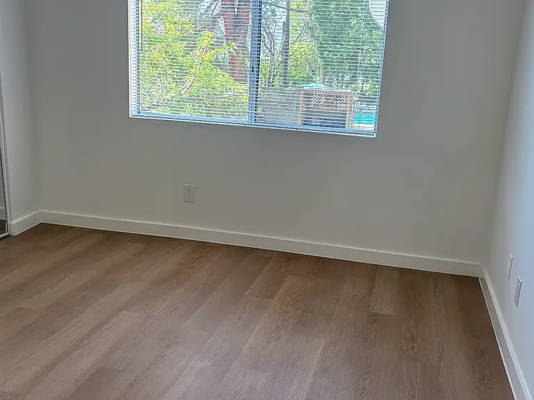 8735 Variel Ave — Photo 6
