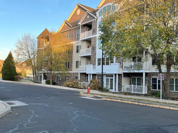 200 Ernest Way APT 233, Philadelphia, PA 19111