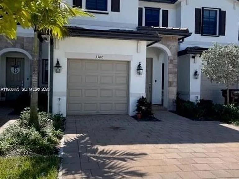 3380 W 108th St — Photo 10