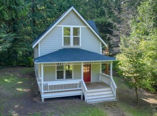 1852 Washington Dr, Pt Roberts, WA 98281
