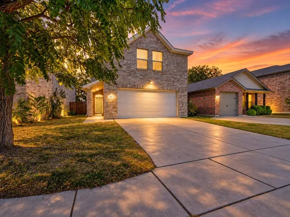 765 River Hill Ln, Fort Worth, TX 76114