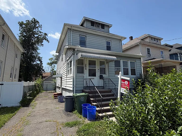 204 Pine St #1A — Photo 19