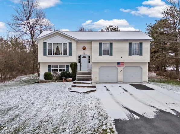 64 Pautuxent Trl, Albrightsville, PA 18210