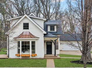 122 E 32nd St, Indianapolis, IN 46205