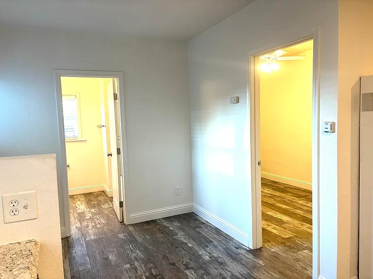 127 E 9th St #135-1/2 — Photo 7
