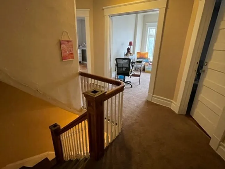 1 Manning Blvd — Photo 13