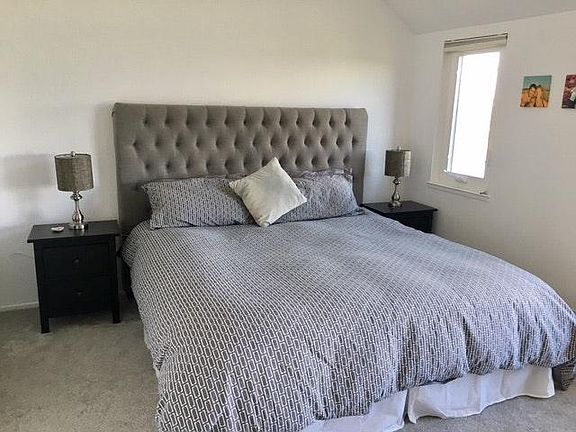 Master Bedroom - King bed