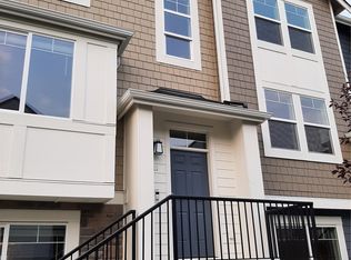 12005 NE 193rd Ln #G, Bothell, WA 98011