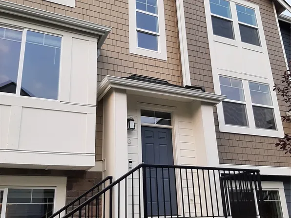 12005 NE 193rd Lane #G, Bothell, WA 98011