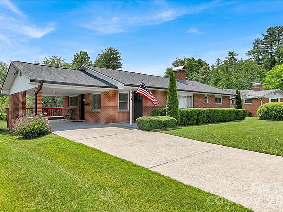 3rd image of 112 Allison Rd