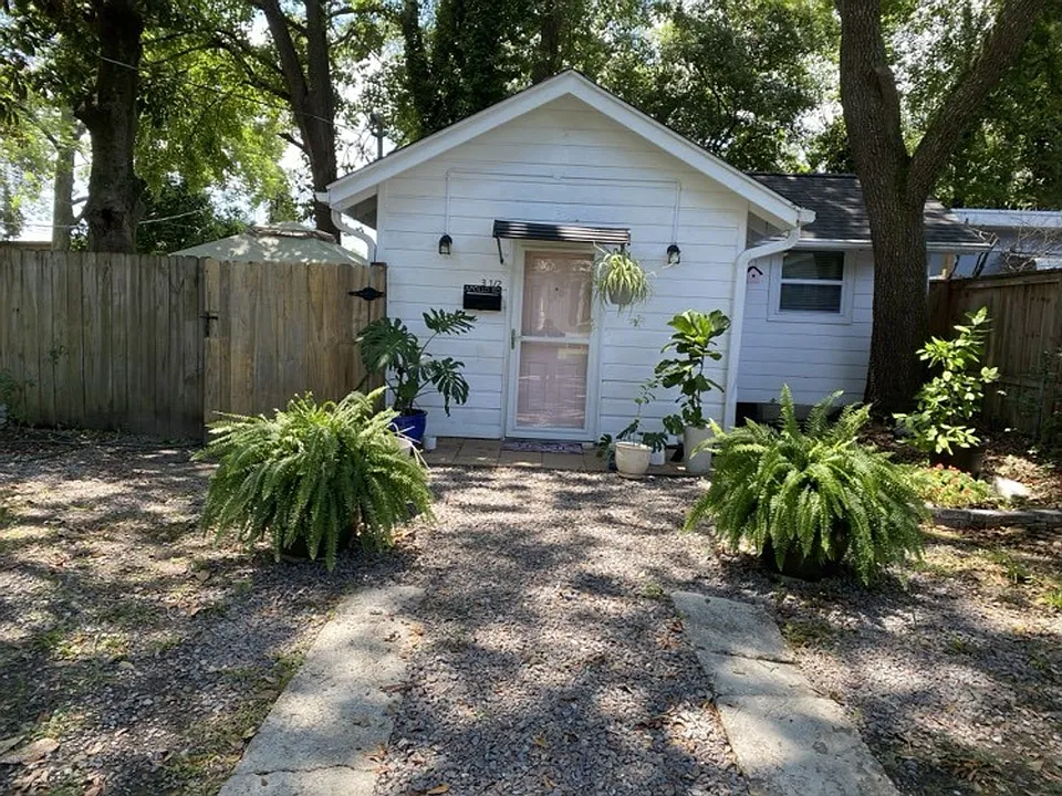 3 1/2 Apollo Rd