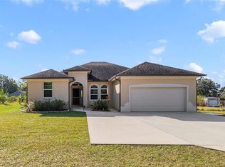 37041 N Thrill Hill Rd, Eustis, FL 32736