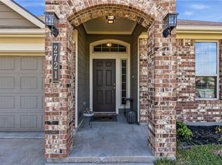 2721 Porters Way, Bryan, TX 77803
