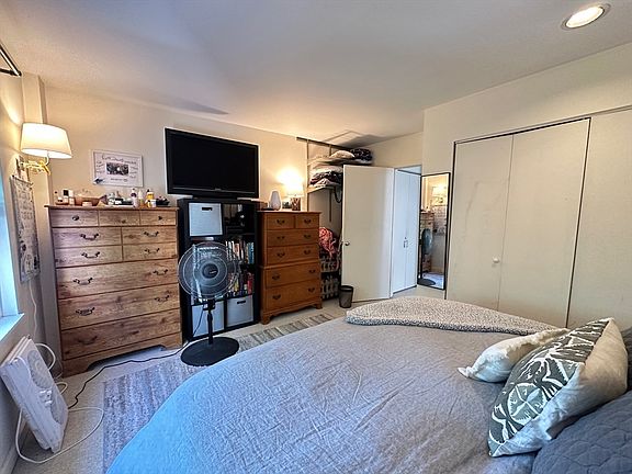 4th image of 217 Thorndike St APT 308