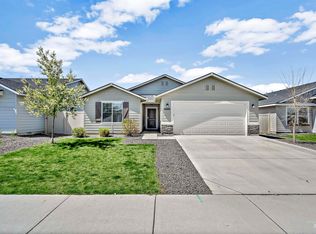 6689 S Donaway Ave, Meridian, ID 83642