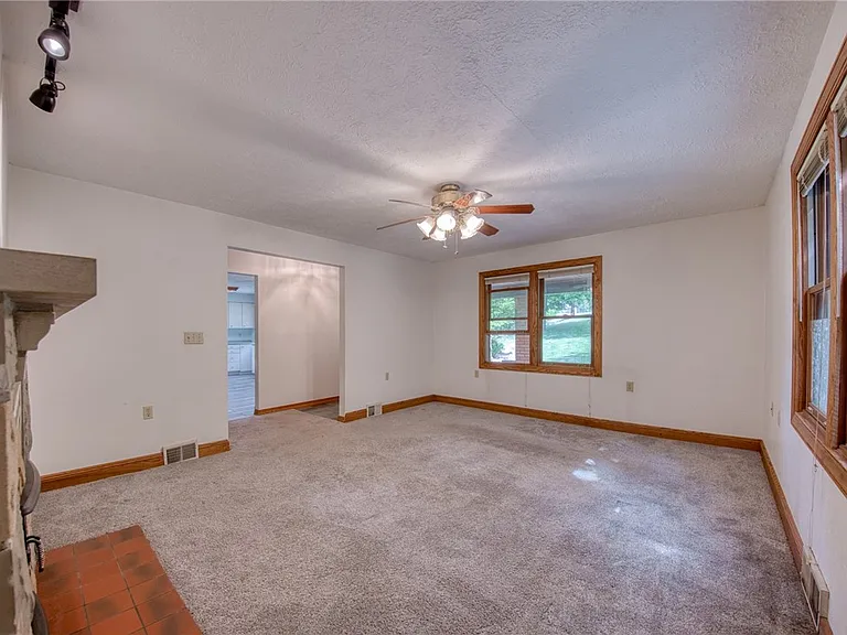 4465 Mount Troy Road Ext #1 — Photo 10