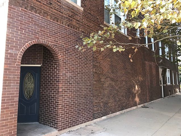 1st image of 3100 W Diversey Ave APT 1N