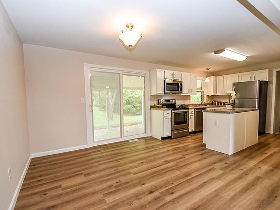 4th image of 7100 W Judy Dr