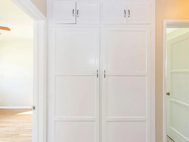 10929 Whitegate Ave — Photo 31