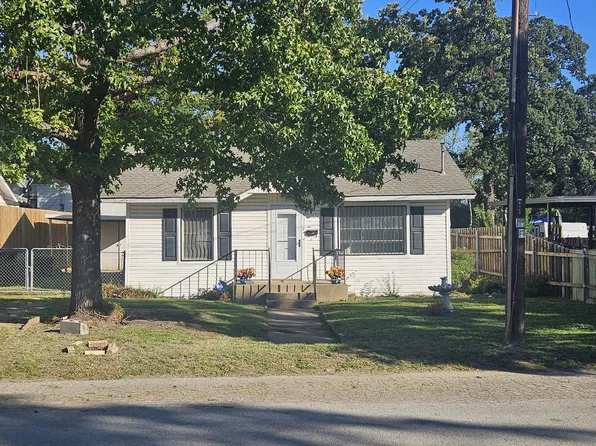 4117 Parrish Rd, Fort Worth, TX 76117
