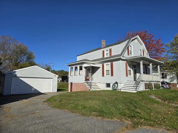 7 Bradford Street, Lewiston, ME 04240