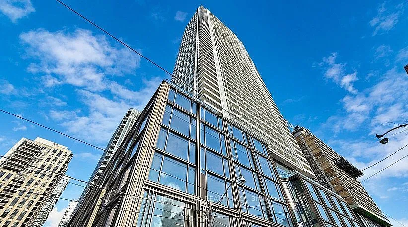 88 Queen St E #3512