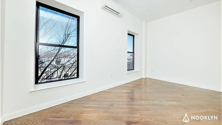 Rented by Nooklyn NYC LLC | media 83