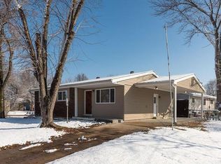 1560 Patterson Rd, Florissant, MO 63031