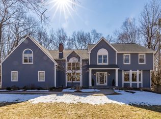 529 Country Club Rd, Avon, CT 06001