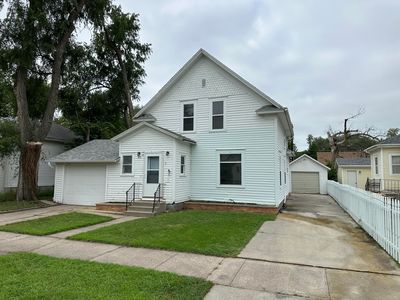 517 Frank Ave SE, Huron, SD, 57350