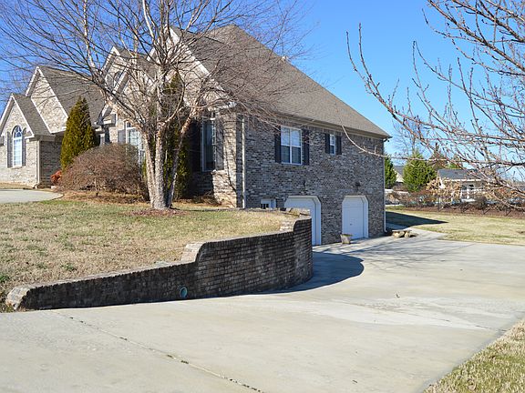 3rd image of 2300 Watershore Dr